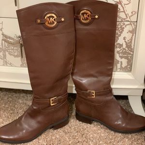 Brown mk boots